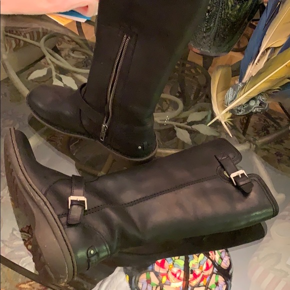 Brown leather boots by UGGw/Shearling 7M $75 - Picture 3 of 5